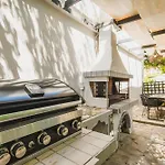 Joyful Secret Garden Downtown By 8essentially * Chania (Crete)
