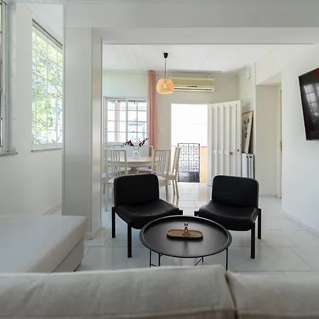 Joyful Secret Garden House By 8essentially Chania (Crete)