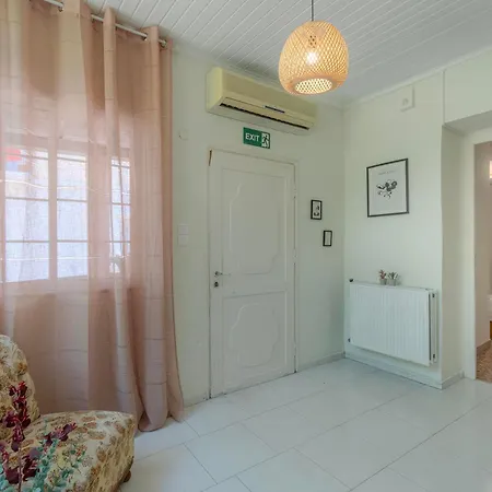 Joyful Secret Garden Downtown By 8essentially Ferienhaus *