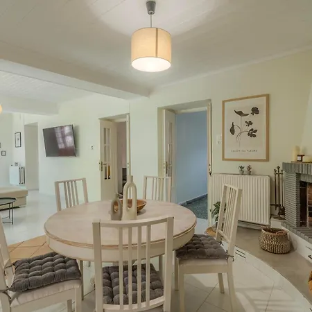 Joyful Secret Garden Downtown By 8essentially Ferienhaus *