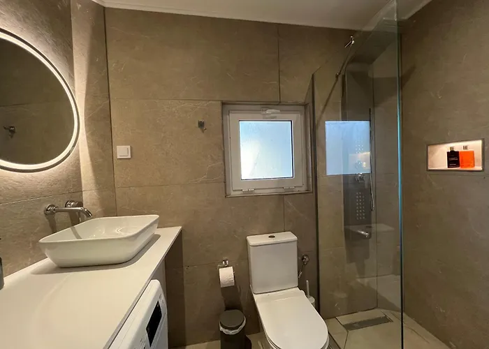 Joyful Secret Garden Downtown By 8essentially Casa vacanze *