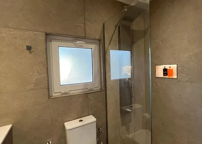 Joyful Secret Garden Downtown By 8essentially Casa vacanze