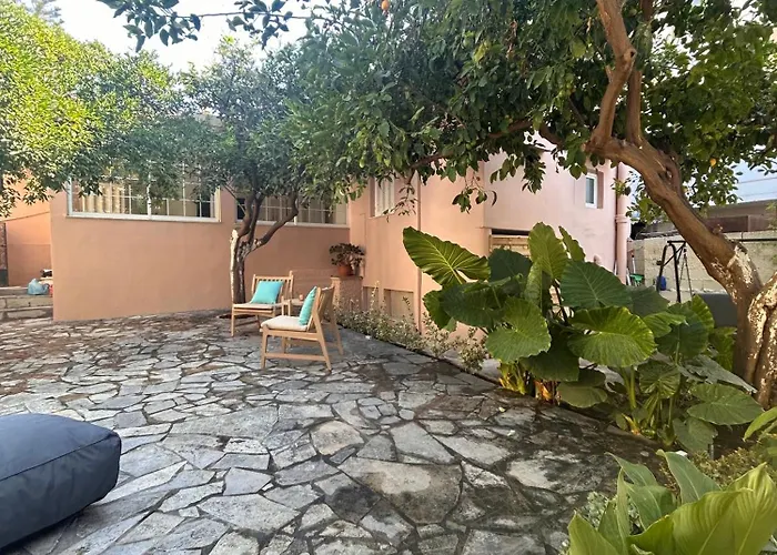 Casa vacanze Joyful Secret Garden Downtown By 8essentially La Canea