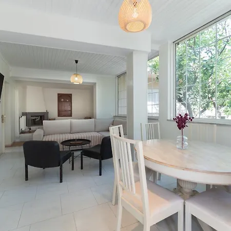 Joyful Secret Garden House By 8essentially *