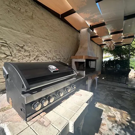 펜션 Joyful Secret Garden House